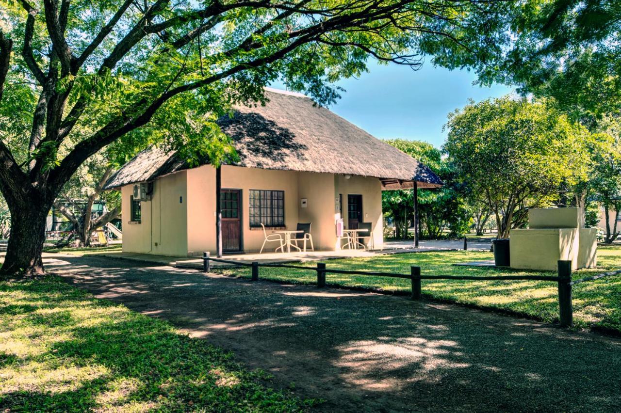 Komati River Chalets Komatipoort Luaran gambar