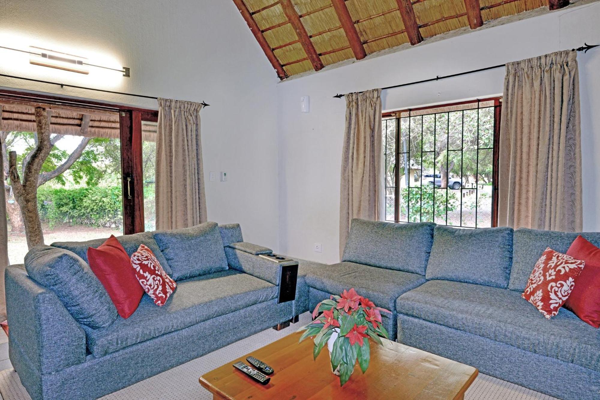 Komati River Chalets Komatipoort Luaran gambar