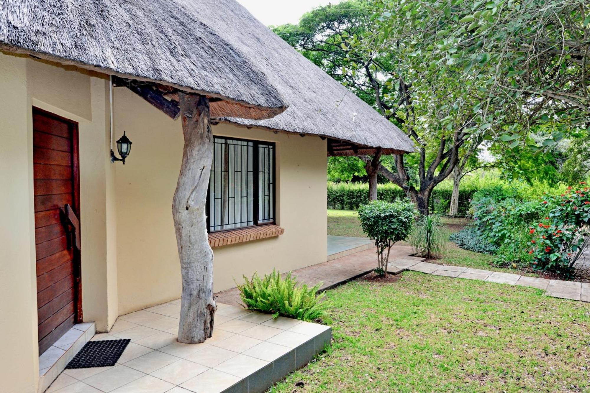 Komati River Chalets Komatipoort Luaran gambar